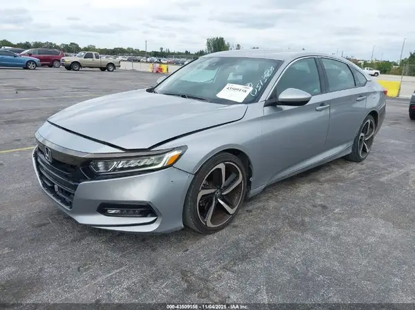 1HGCV1F31JA051378 2018 HONDA ACCORD - Image 2