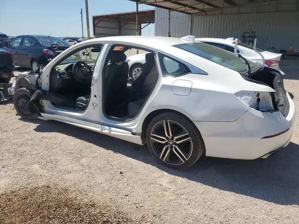 1HGCV1F31JA051817 2018 HONDA ACCORD - Image 2