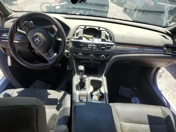 1HGCV1F31JA051817 2018 HONDA ACCORD - Image 8