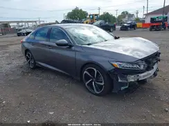 1HGCV1F31JA052983 2018 HONDA ACCORD