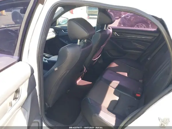 1HGCV1F31JA066995 2018 HONDA ACCORD - Image 8