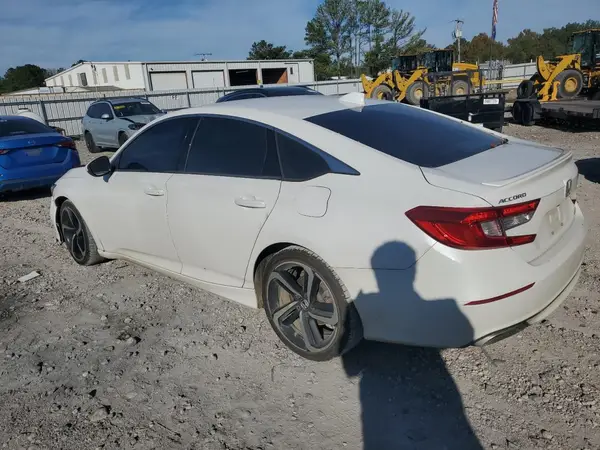 1HGCV1F31JA069878 2018 HONDA ACCORD - Image 2