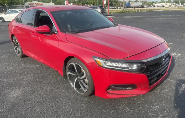1HGCV1F31JA073607 2018 HONDA ACCORD - Image 1