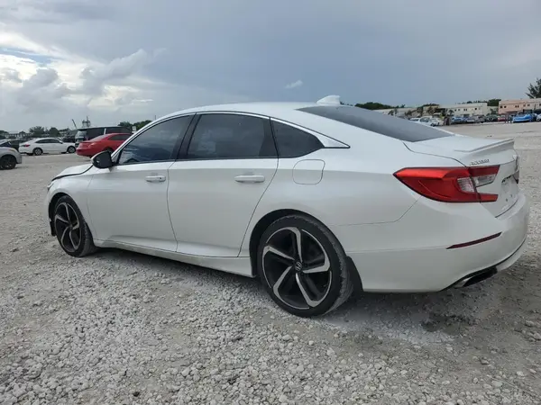 1HGCV1F31JA080699 2018 HONDA ACCORD - Image 2