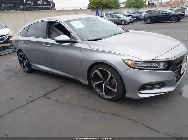 1HGCV1F31JA089113 2018 HONDA ACCORD - Image 1