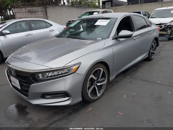 1HGCV1F31JA089113 2018 HONDA ACCORD - Image 2