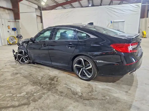 1HGCV1F31JA094330 2018 HONDA ACCORD - Image 2