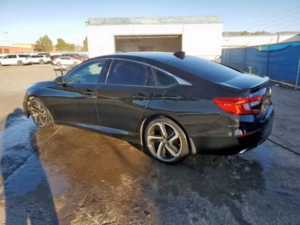 1HGCV1F31JA099012 2018 HONDA ACCORD - Image 2