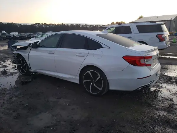 1HGCV1F31JA099799 2018 HONDA ACCORD - Image 2