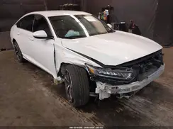 1HGCV1F31JA101244 2018 HONDA ACCORD