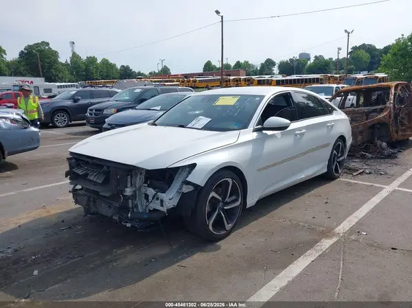 1HGCV1F31JA101261 2018 HONDA ACCORD - Image 2