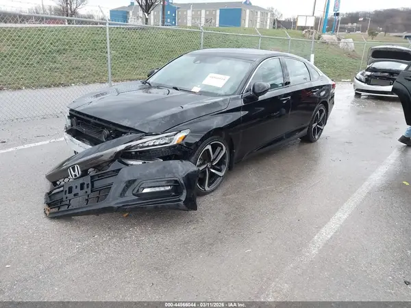 1HGCV1F31JA103320 2018 HONDA ACCORD - Image 2