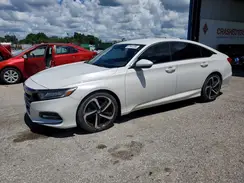 1HGCV1F31JA108629 2018 HONDA ACCORD