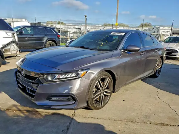 1HGCV1F31JA110798 2018 HONDA ACCORD - Image 1
