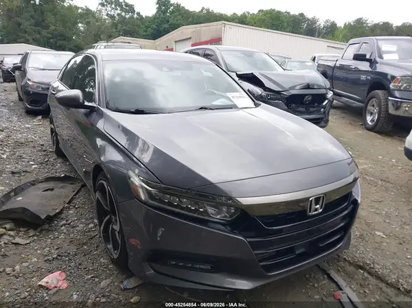 1HGCV1F31JA112678 2018 HONDA ACCORD - Image 1