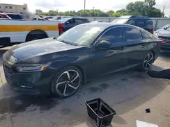 1HGCV1F31JA120702 2018 HONDA ACCORD