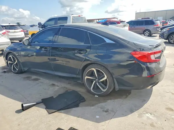 1HGCV1F31JA120702 2018 HONDA ACCORD - Image 2