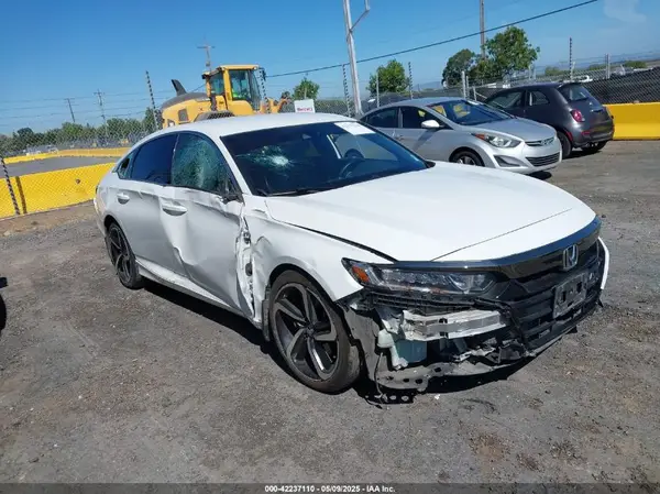 1HGCV1F31JA121638 2018 HONDA ACCORD - Image 1
