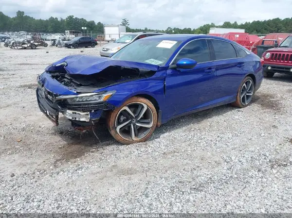 1HGCV1F31JA125768 2018 HONDA ACCORD - Image 2