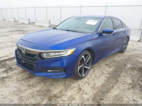 1HGCV1F31JA132154 2018 HONDA ACCORD - Image 2