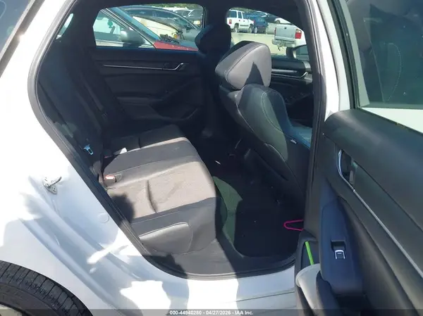 1HGCV1F31JA147396 2018 HONDA ACCORD - Image 8