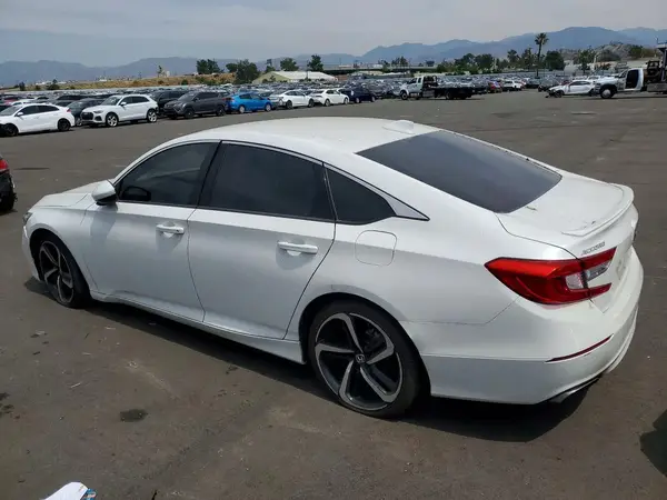 1HGCV1F31JA147883 2018 HONDA ACCORD - Image 2