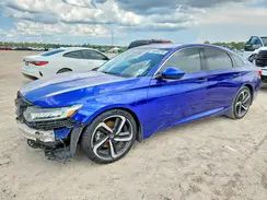 1HGCV1F31JA152582 2018 HONDA ACCORD
