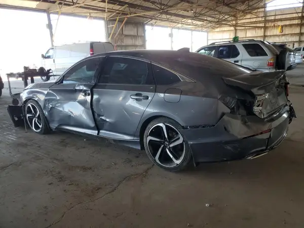 1HGCV1F31JA155207 2018 HONDA ACCORD - Image 2