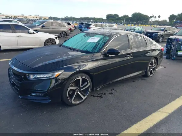 1HGCV1F31JA174713 2018 HONDA ACCORD - Image 2
