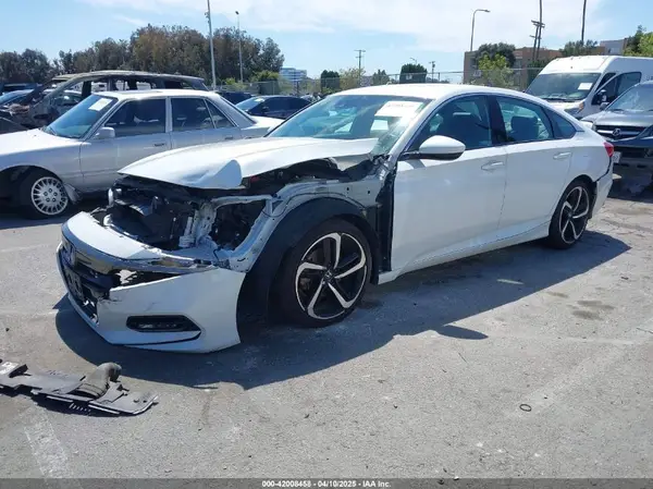 1HGCV1F31JA175411 2018 HONDA ACCORD - Image 2