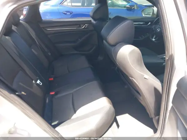 1HGCV1F31JA175621 2018 HONDA ACCORD - Image 8
