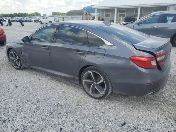 1HGCV1F31JA184867 2018 HONDA ACCORD - Image 2