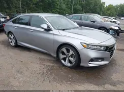 1HGCV1F31JA197943 2018 HONDA ACCORD
