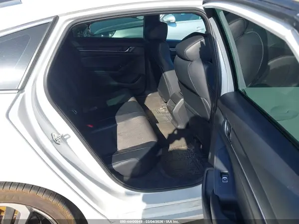 1HGCV1F31JA198493 2018 HONDA ACCORD - Image 8
