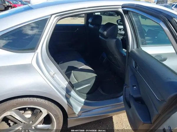 1HGCV1F31JA203000 2018 HONDA ACCORD - Image 8