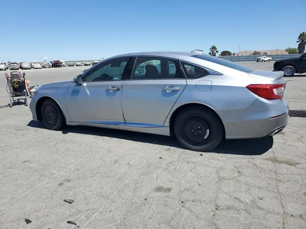 1HGCV1F31JA209945 2018 HONDA ACCORD - Image 2