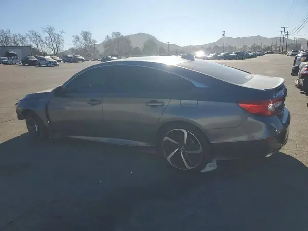 1HGCV1F31JA212022 2018 HONDA ACCORD - Image 2