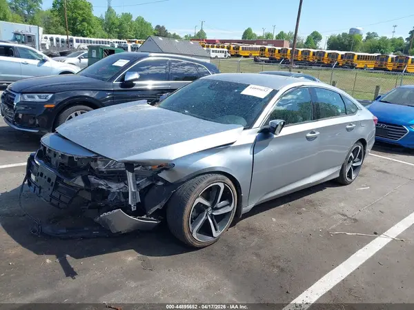 1HGCV1F31JA212182 2018 HONDA ACCORD - Image 2