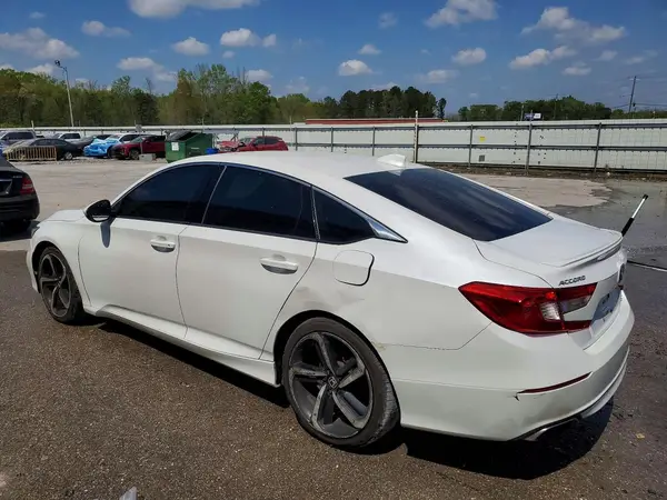1HGCV1F31JA212764 2018 HONDA ACCORD - Image 2