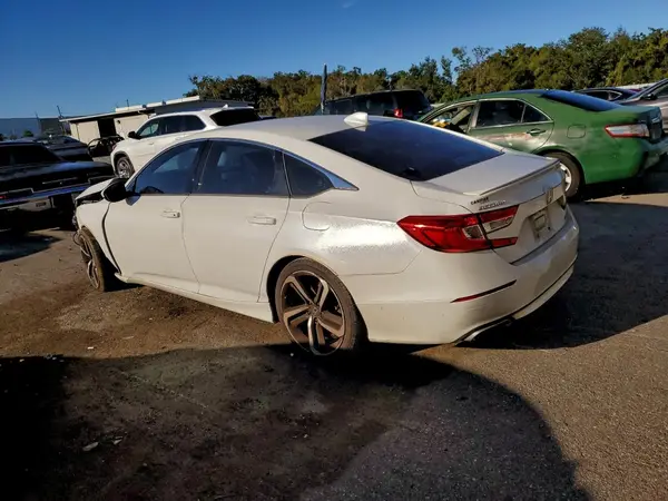 1HGCV1F31JA212778 2018 HONDA ACCORD - Image 2