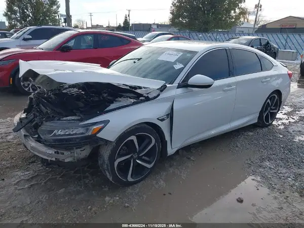 1HGCV1F31JA217348 2018 HONDA ACCORD - Image 2