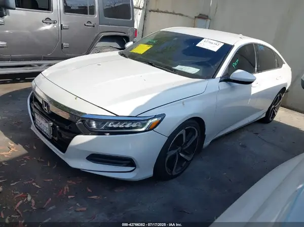 1HGCV1F31JA225238 2018 HONDA ACCORD - Image 2