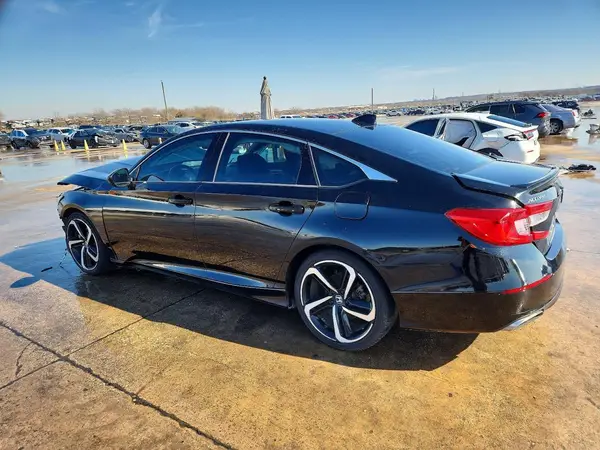 1HGCV1F31JA227345 2018 HONDA ACCORD - Image 2