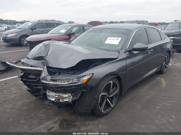 1HGCV1F31JA228379 2018 HONDA ACCORD - Image 2