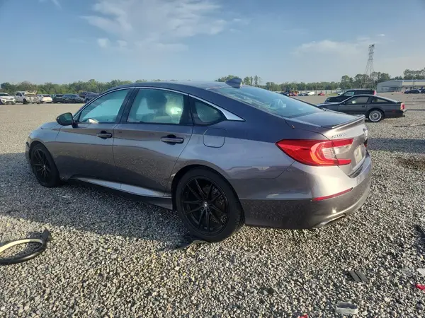 1HGCV1F31JA228849 2018 HONDA ACCORD - Image 2