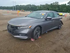 1HGCV1F31JA228883 2018 HONDA ACCORD
