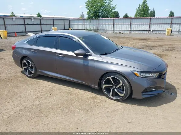 1HGCV1F31JA228950 2018 HONDA ACCORD - Image 1