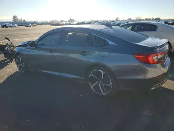1HGCV1F31JA240841 2018 HONDA ACCORD - Image 2