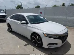 1HGCV1F31JA251127 2018 HONDA ACCORD