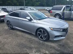 1HGCV1F31JA268607 2018 HONDA ACCORD